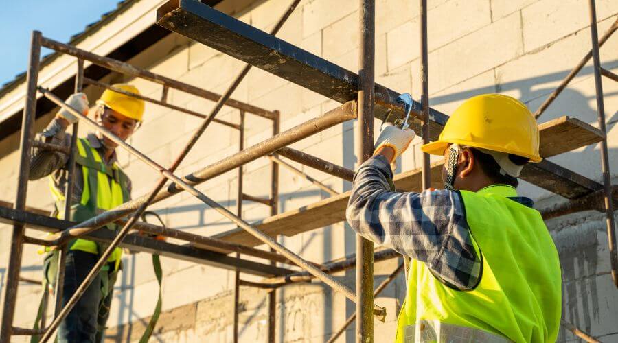 Expert Emergency Roof Repairs services in Meridian, NY